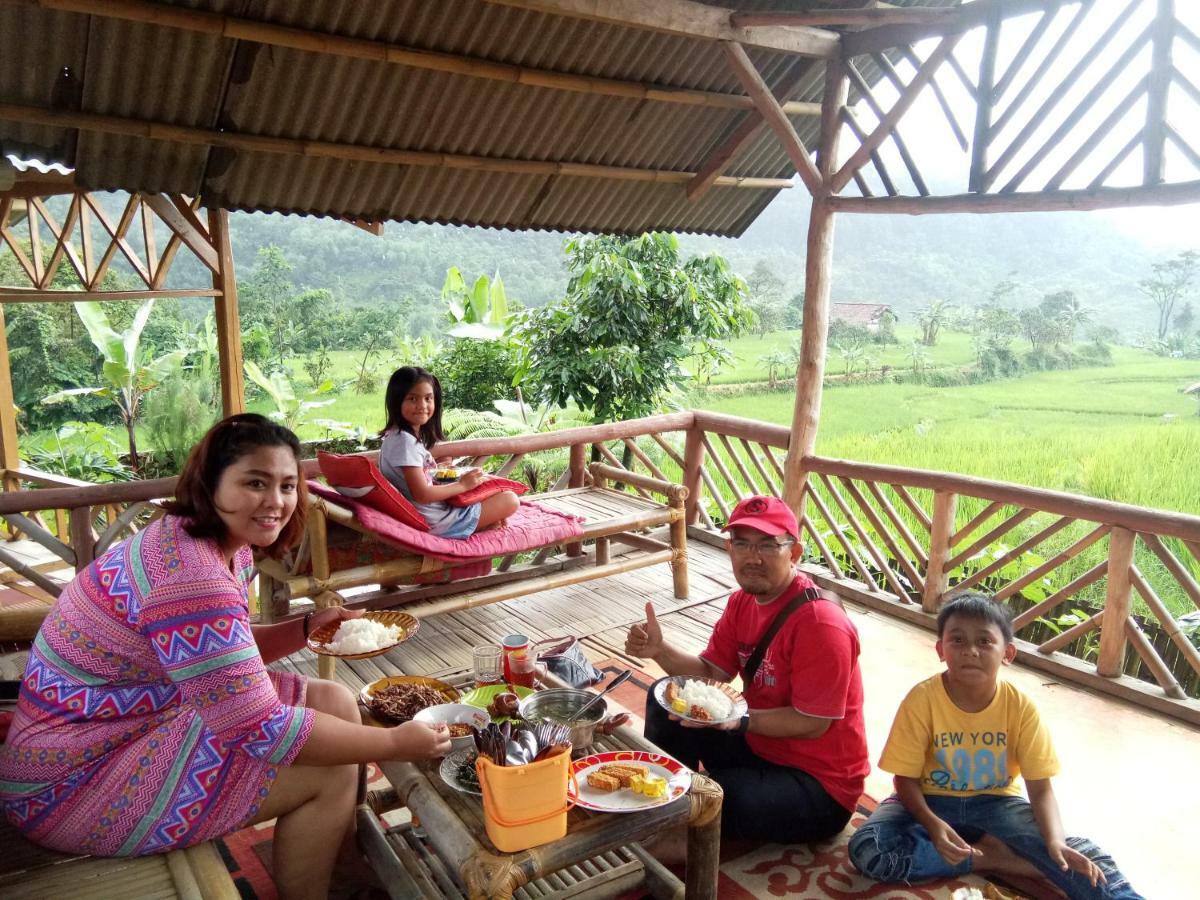De Salak Homestay Bogor Zewnętrze zdjęcie