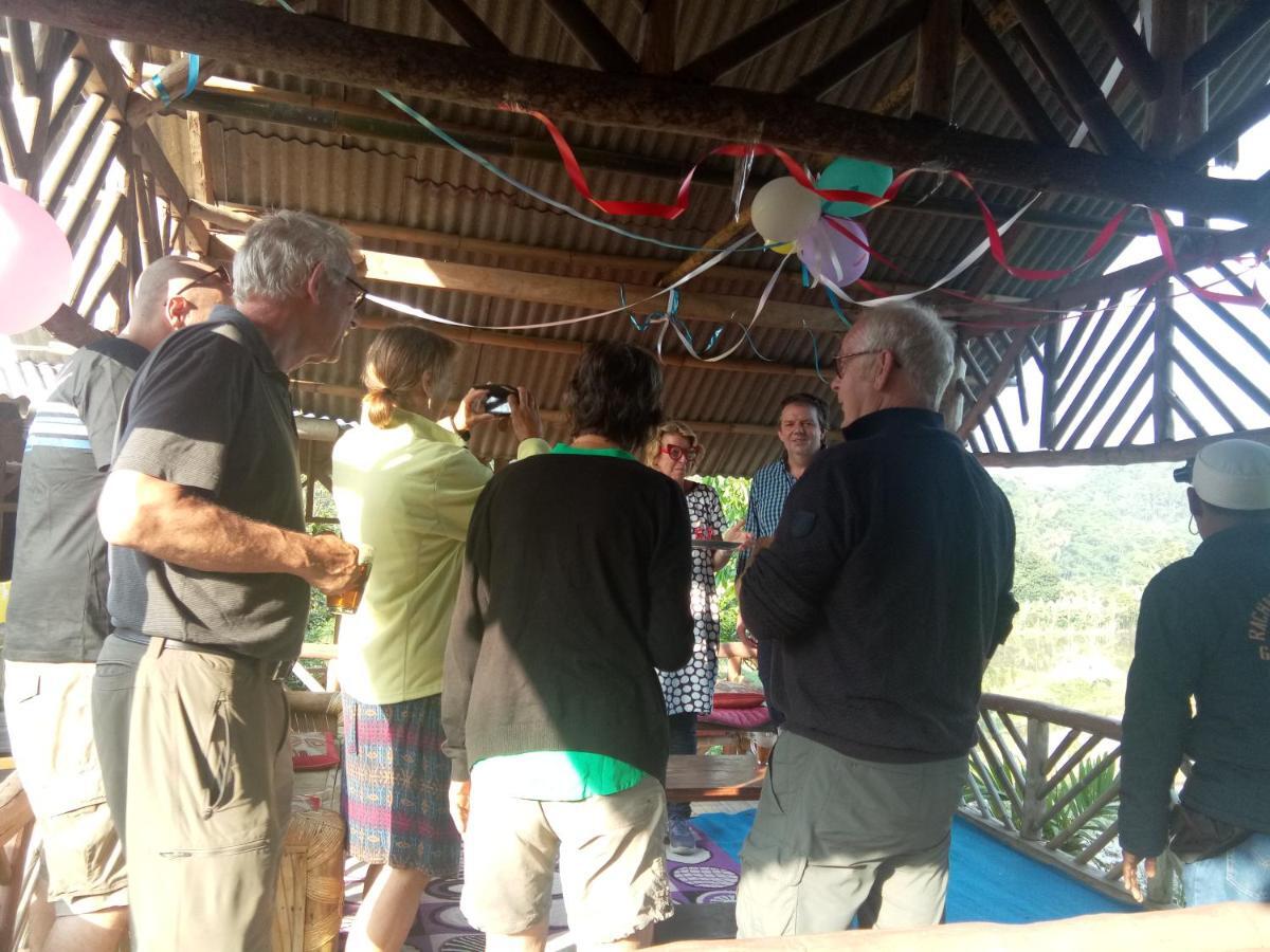 De Salak Homestay Bogor Zewnętrze zdjęcie